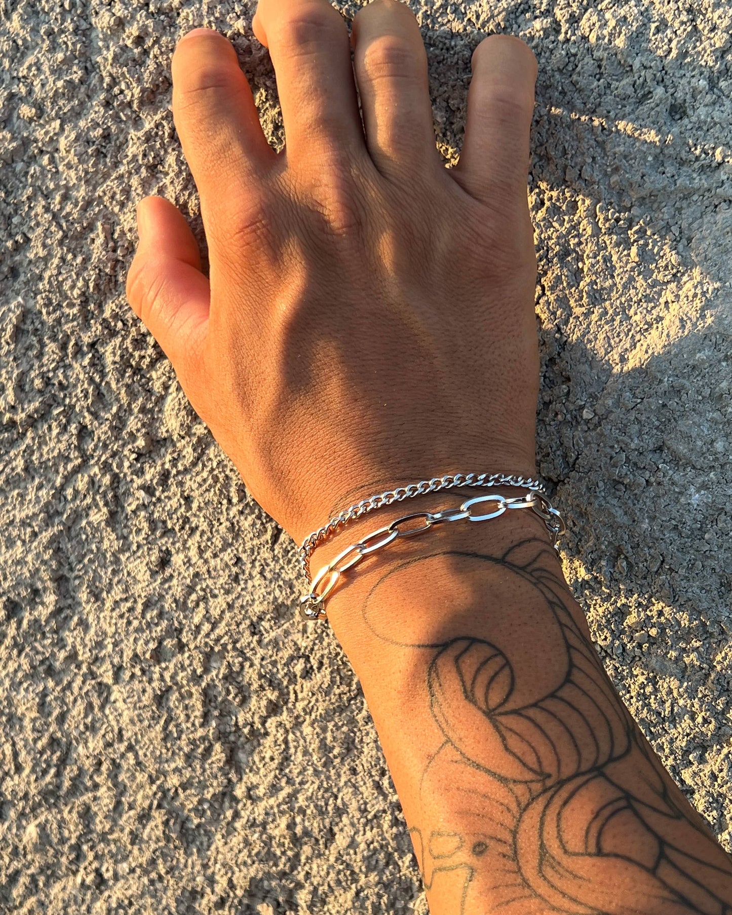 LINKS