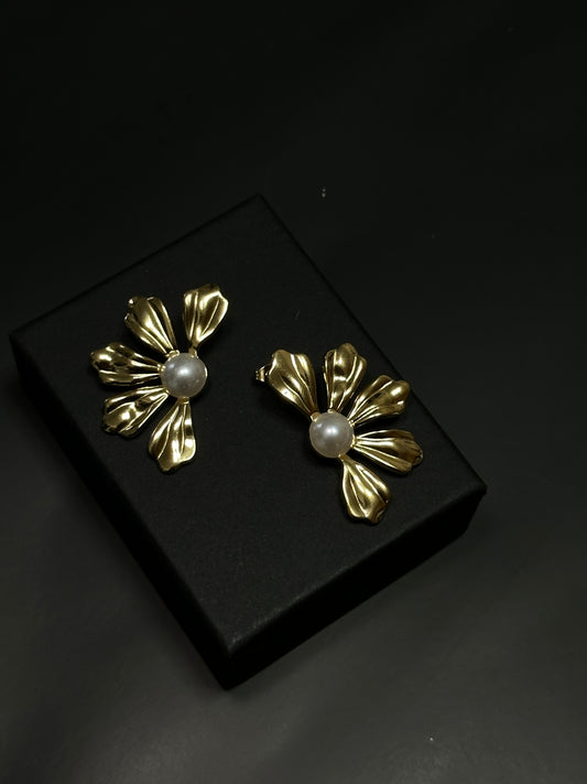 Pearl Flower Earrings