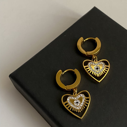 Eye Hearts Hoops